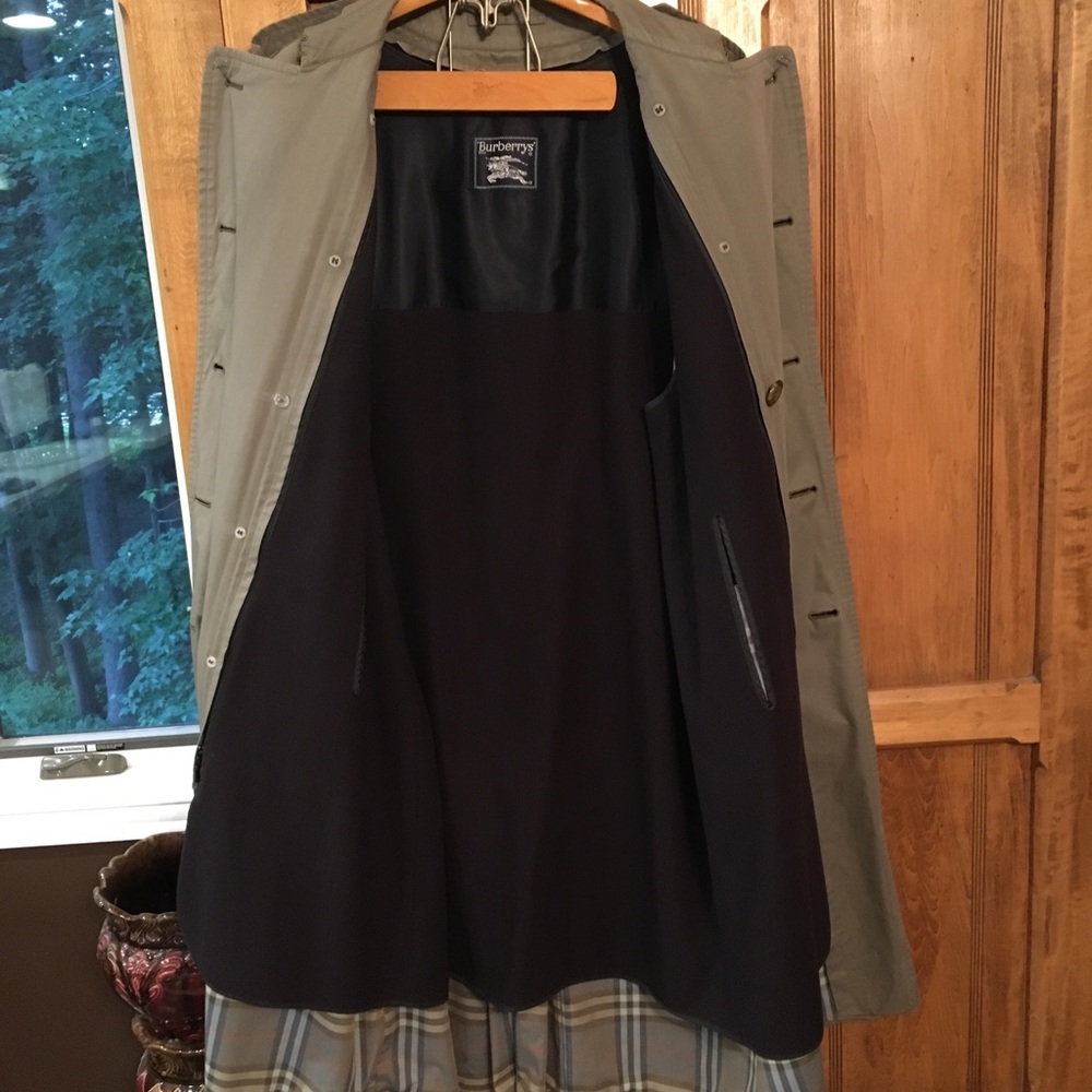 Burberrys’ lined trench coat. VTG ‘80’-90’s - Picture 4 of 16